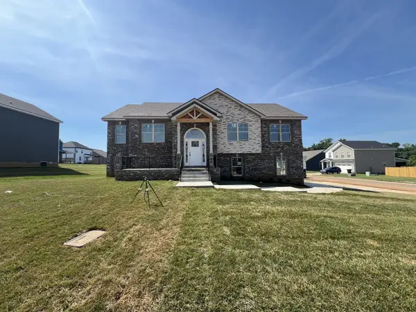 794 Carrillo Dr, Clarksville, TN 37040