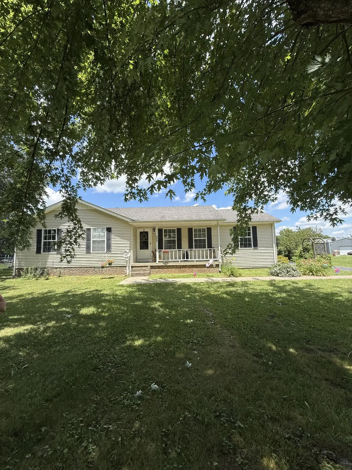 242 Kay Cir, Lafayette, TN 37083 - #1