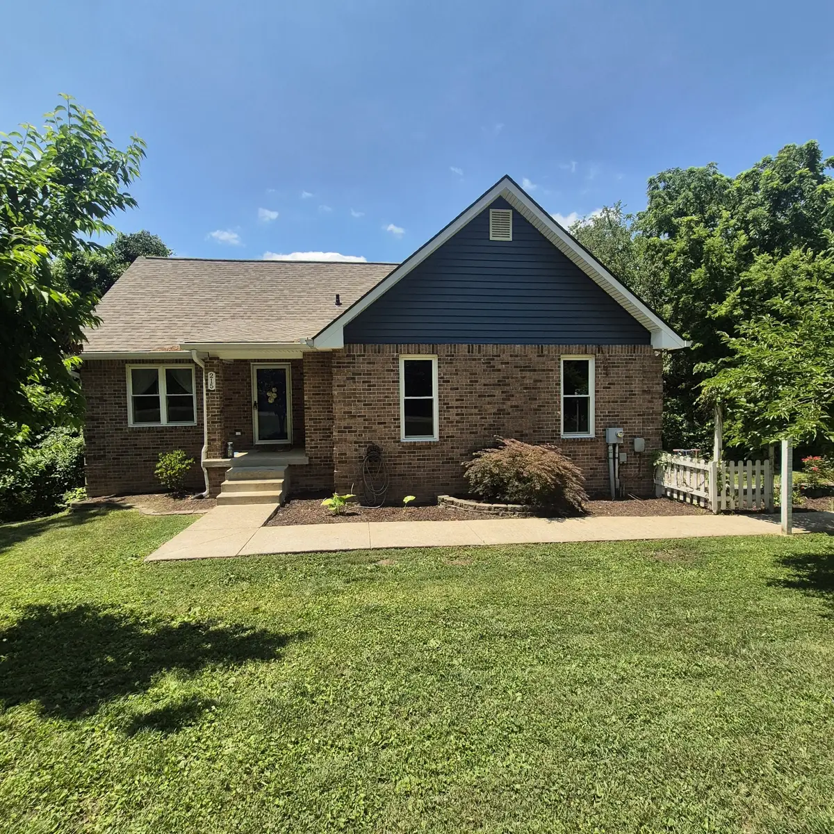 215 April Dr, Old Hickory, TN 37138 - #1