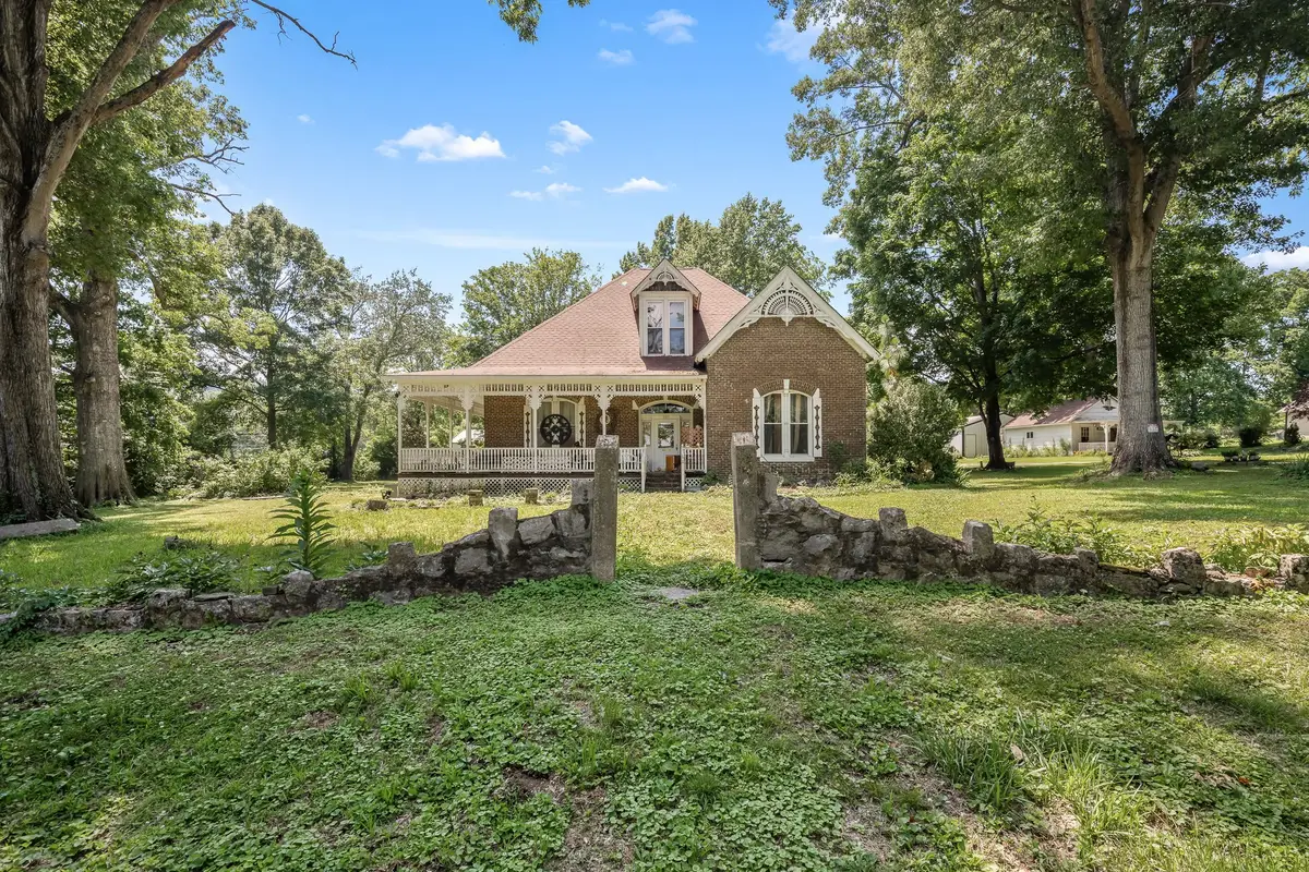 310 S High St, Petersburg, TN 37144 - #1