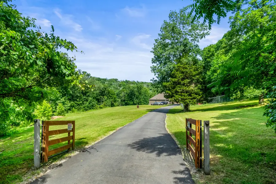 500 Moncrief Ave, Goodlettsville, TN 37072 - #2
