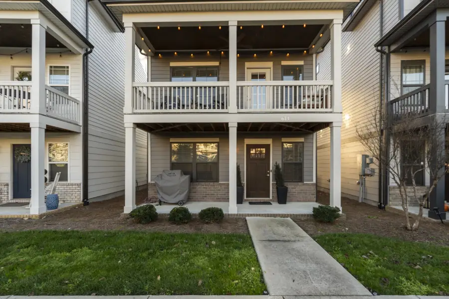614 Parkvue Place Dr, Nashville, TN 37221 - #2
