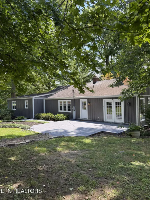 142 W Norris Rd, Norris, TN 37828