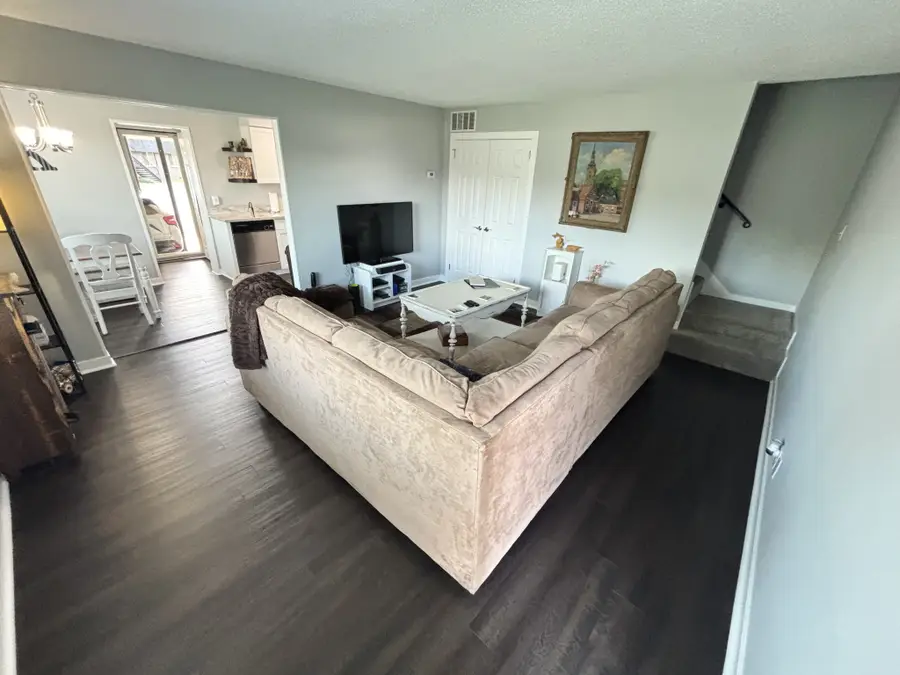 250 Donna Dr #2B, Hendersonville, TN 37075 - #2