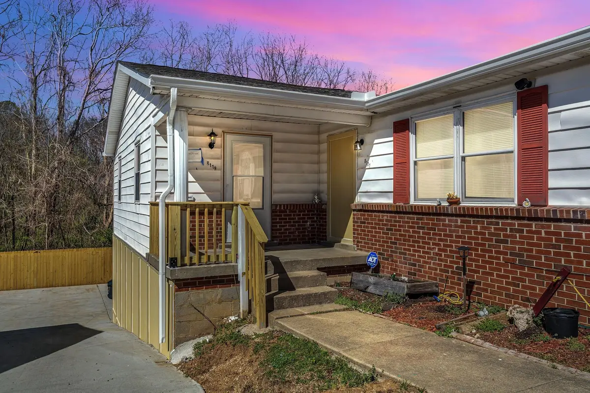 8117 Bonnafair Dr, Hermitage, TN 37076 - #1