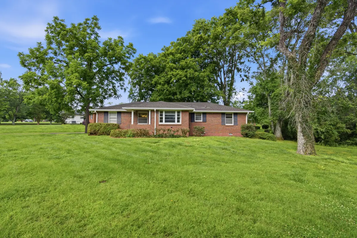 5101 Regent Dr, Nashville, TN 37220 - #1