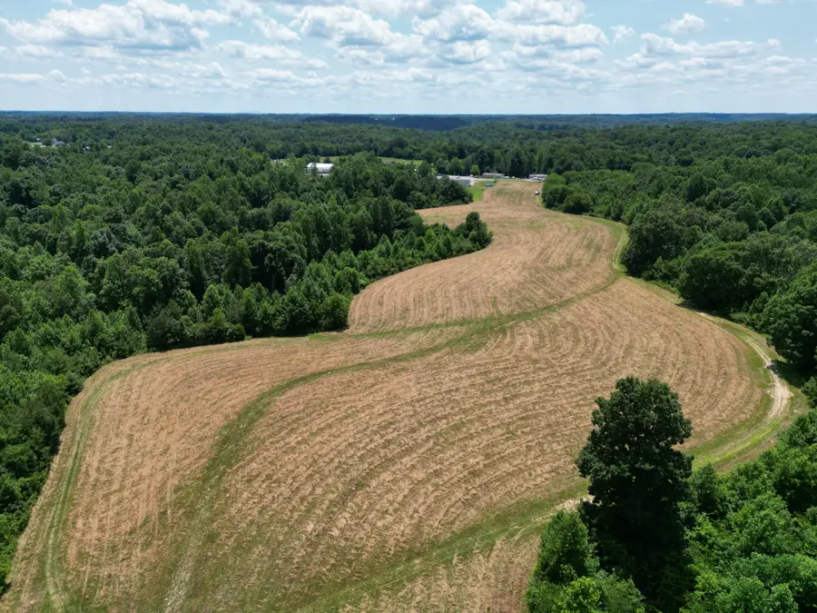 3225 S Grundy Quarles Hwy, Gainesboro, TN 38562 - #2