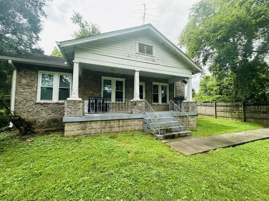3023 Lyndale Dr, Nashville, TN 37207 - #2