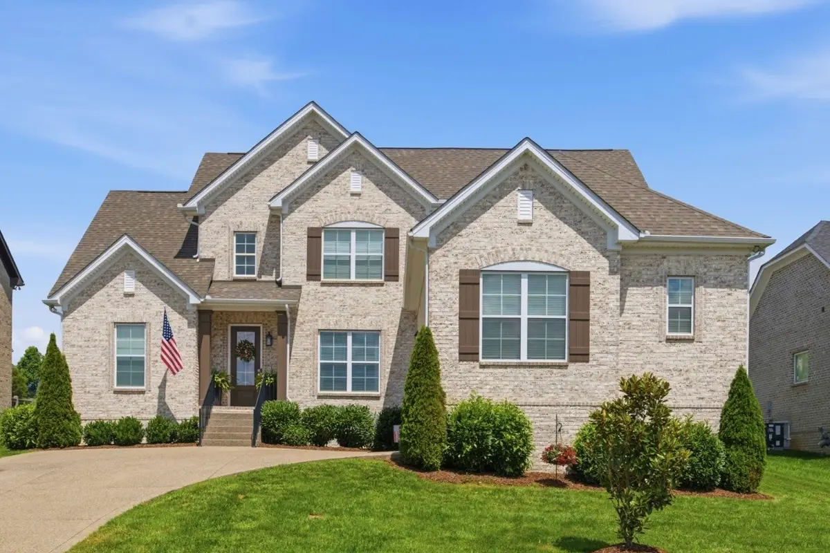 269 Crooked Creek Ln, Hendersonville, TN 37075 - #1