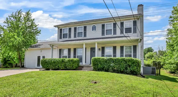 1025 Dandelion Dr, Clarksville, TN 37042