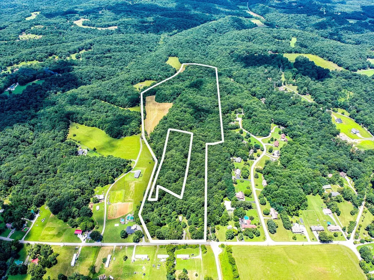 7447 Greer Rd N, Goodlettsville, TN 37072 - #1