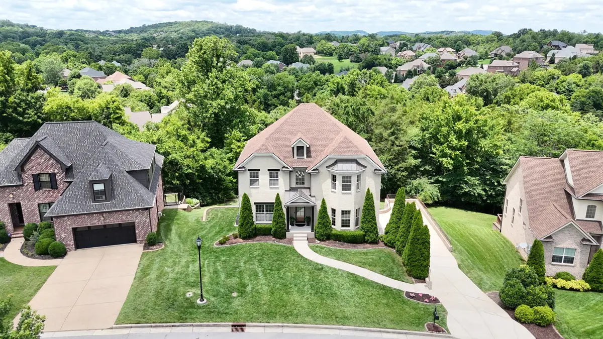 1378 Sweetwater Dr, Brentwood, TN 37027 - #1