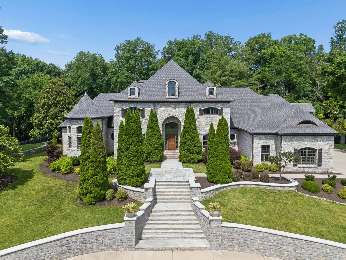 1008 Monroe Ln, Brentwood, TN 37027 - #1