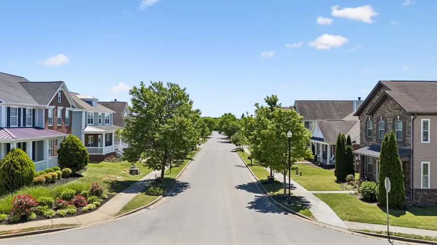 3444 Blaze Dr, Murfreesboro, TN 37128 - #2