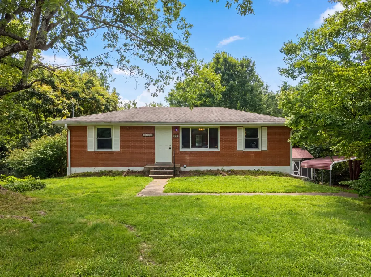 109 Krantz Ct, Ashland City, TN 37015 - #1