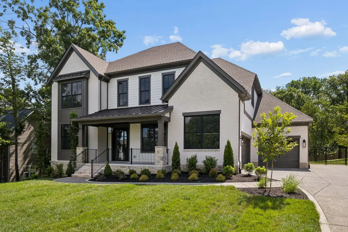 2808 White Oak Dr, Nashville, TN 37215 - #1