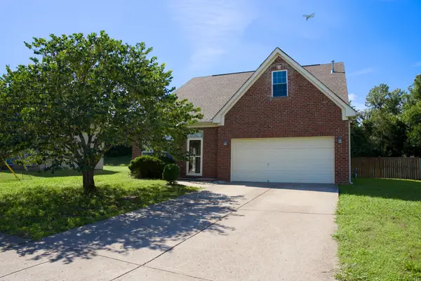 2244 Gilmore Crossing Ln, Nashville, TN 37218
