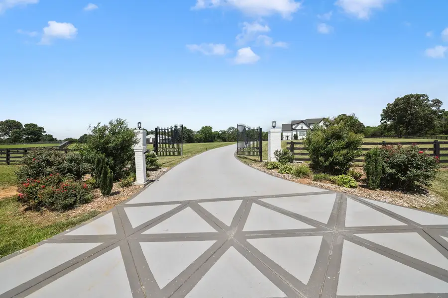 9520 Dyer Rd, Rockvale, TN 37153 - #2