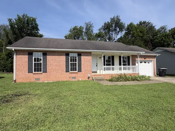 216 Grassmire Dr, Clarksville, TN 37042
