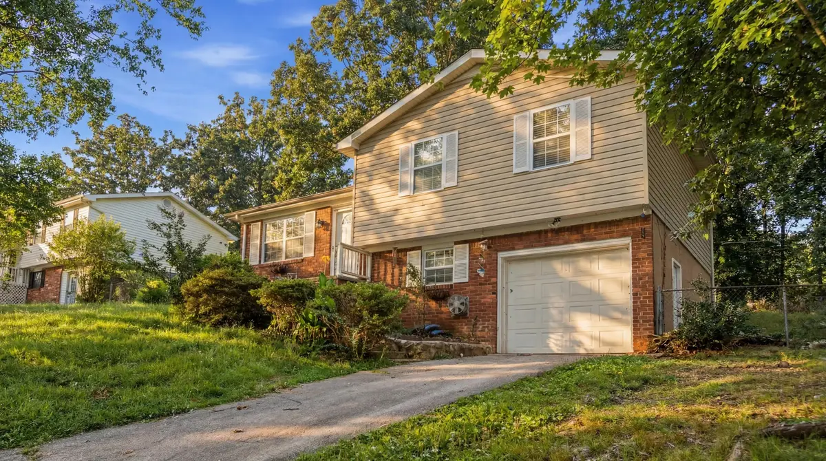 2974 E Freedom Circle, Ooltewah, TN 37363 - #1
