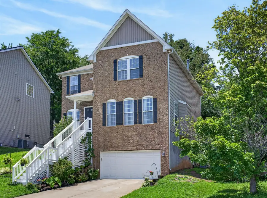 2040 Harvest Ln, Nashville, TN 37218 - #2
