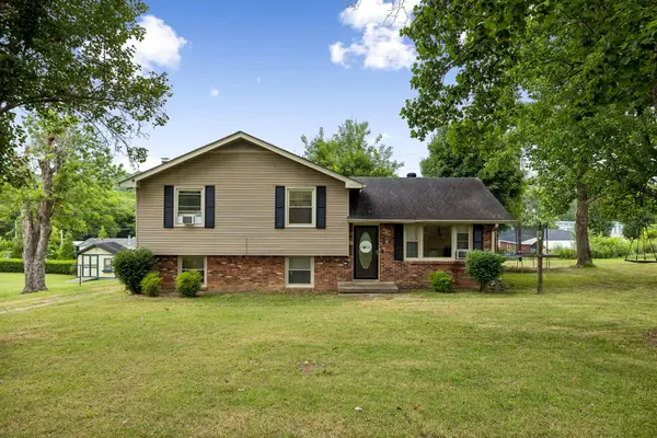 151 Meadow Dr, Gordonsville, TN 38563