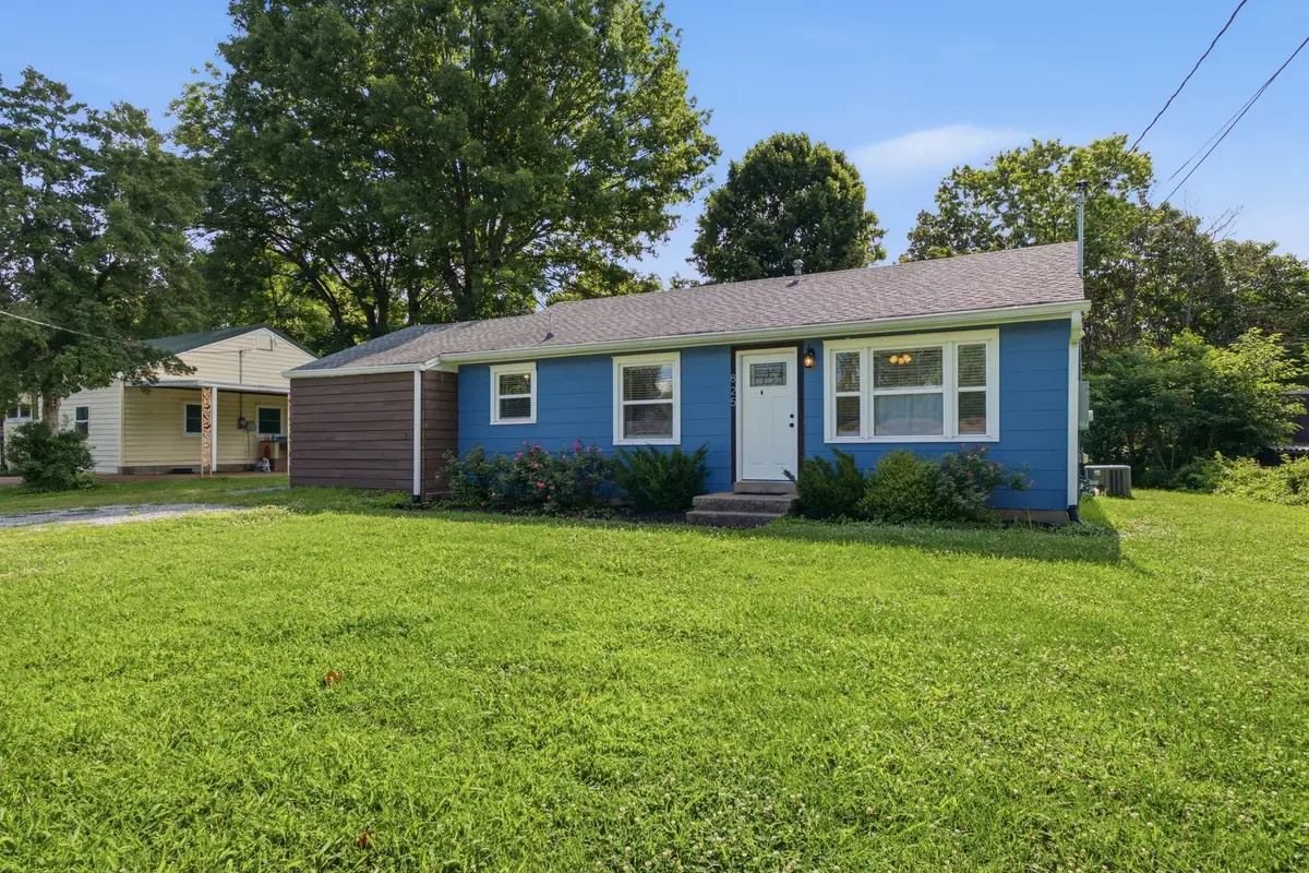 825 Spencer Ave, Gallatin, TN 37066 - #1