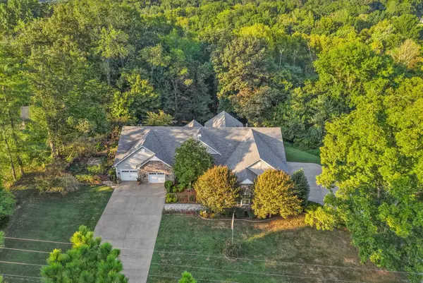 659 Cornwall Rd, Clarksville, TN 37043