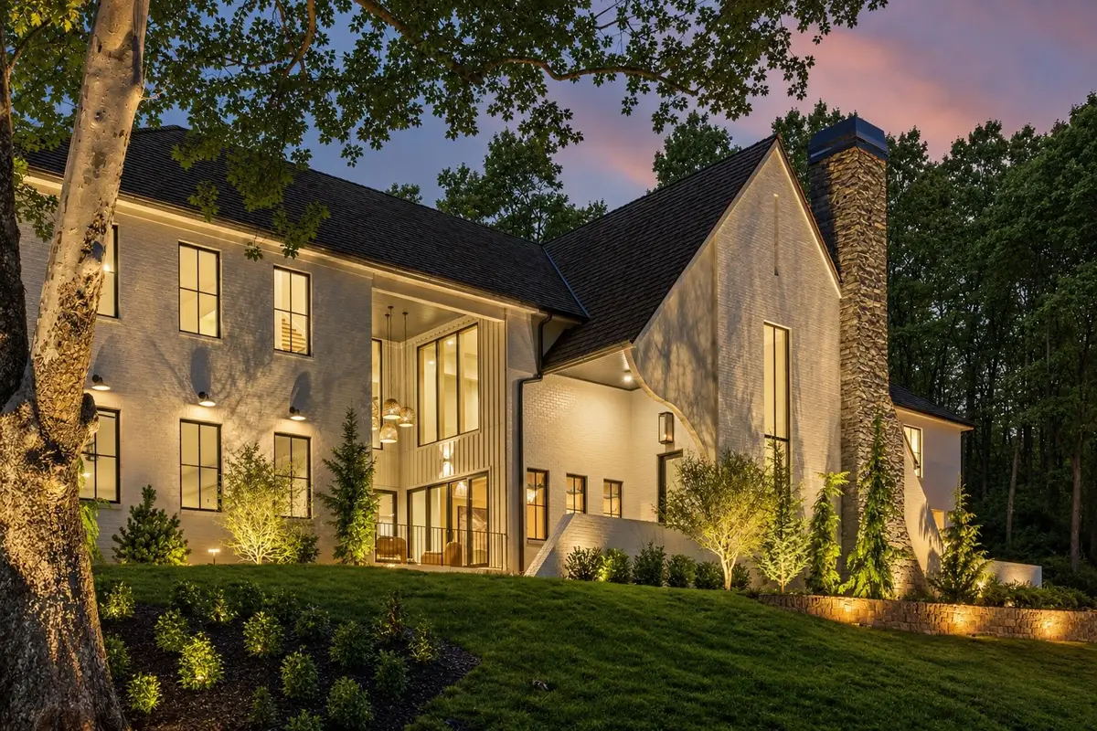 1049 Overton Lea Rd, Nashville, TN 37220 - #1