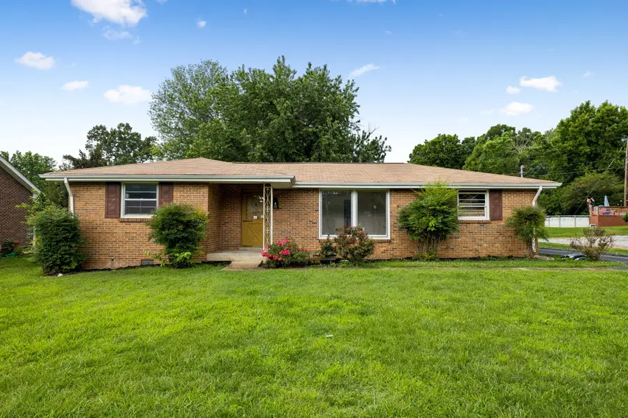 209 Pleasant Hill Dr, Springfield, TN 37172 - #2