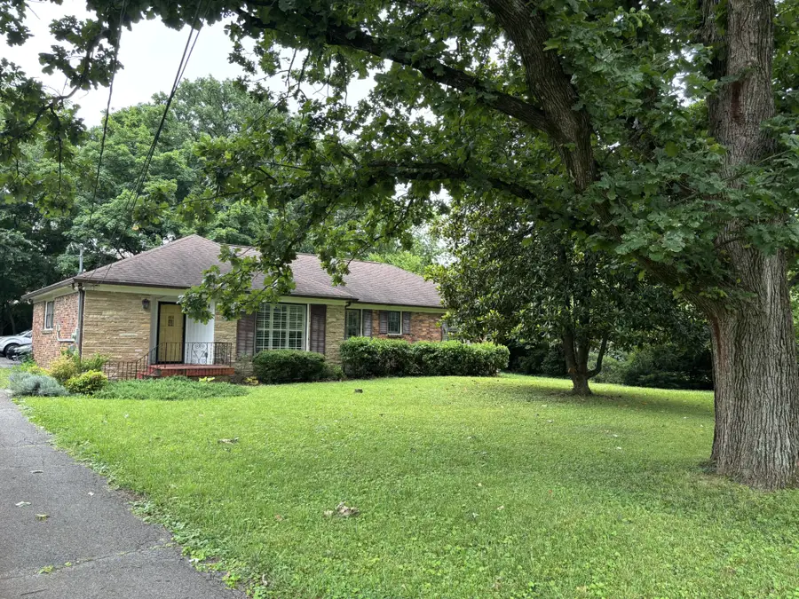 3836 Cross Creek Rd, Nashville, TN 37215 - #3