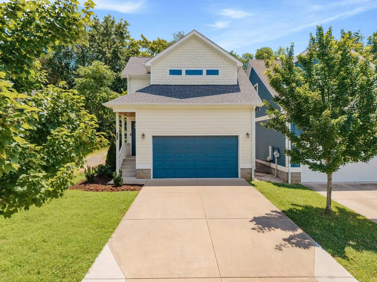 2012A Rosemary Ln, Nashville, TN 37210 - #1
