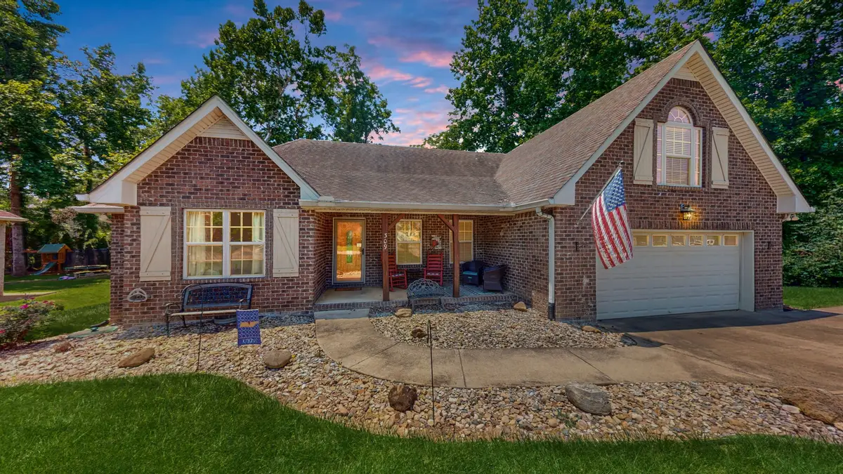 309 Springbrook Blvd, White House, TN 37188 - #1