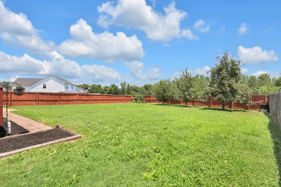 1271 Archwood Dr, Clarksville, TN 37042 - #2