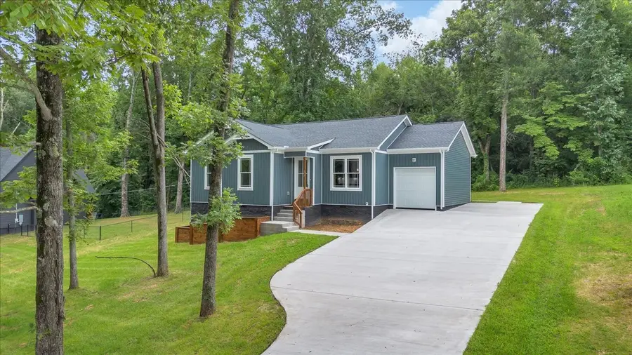 634 Mountain View Dr, Morrison, TN 37357 - #3