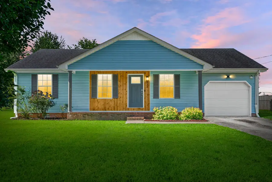 932 Linda Dr, Oak Grove, KY 42262 - #2
