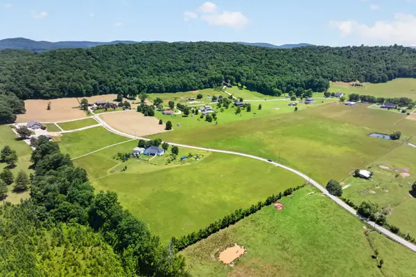 301 Rolling Meadows Lane, Rickman, TN 38580