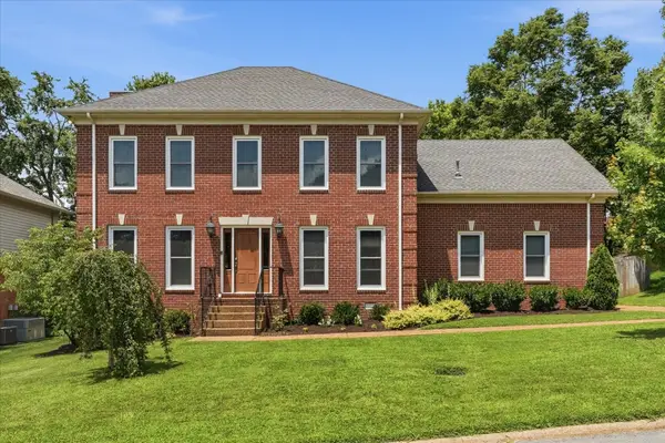 7225 River Bend Rd, Nashville, TN 37221