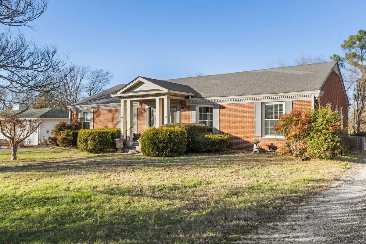 1102 Hiwassee Dr, Columbia, TN 38401 - #1