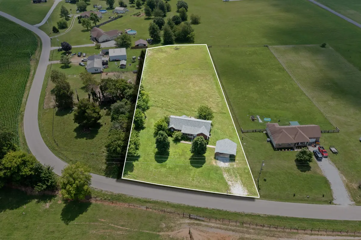 5261 Youngville Rd, Springfield, TN 37172 - #1