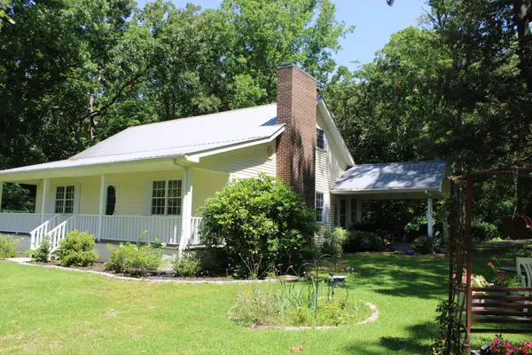 612 Bost Rd, McMinnville, TN 37110