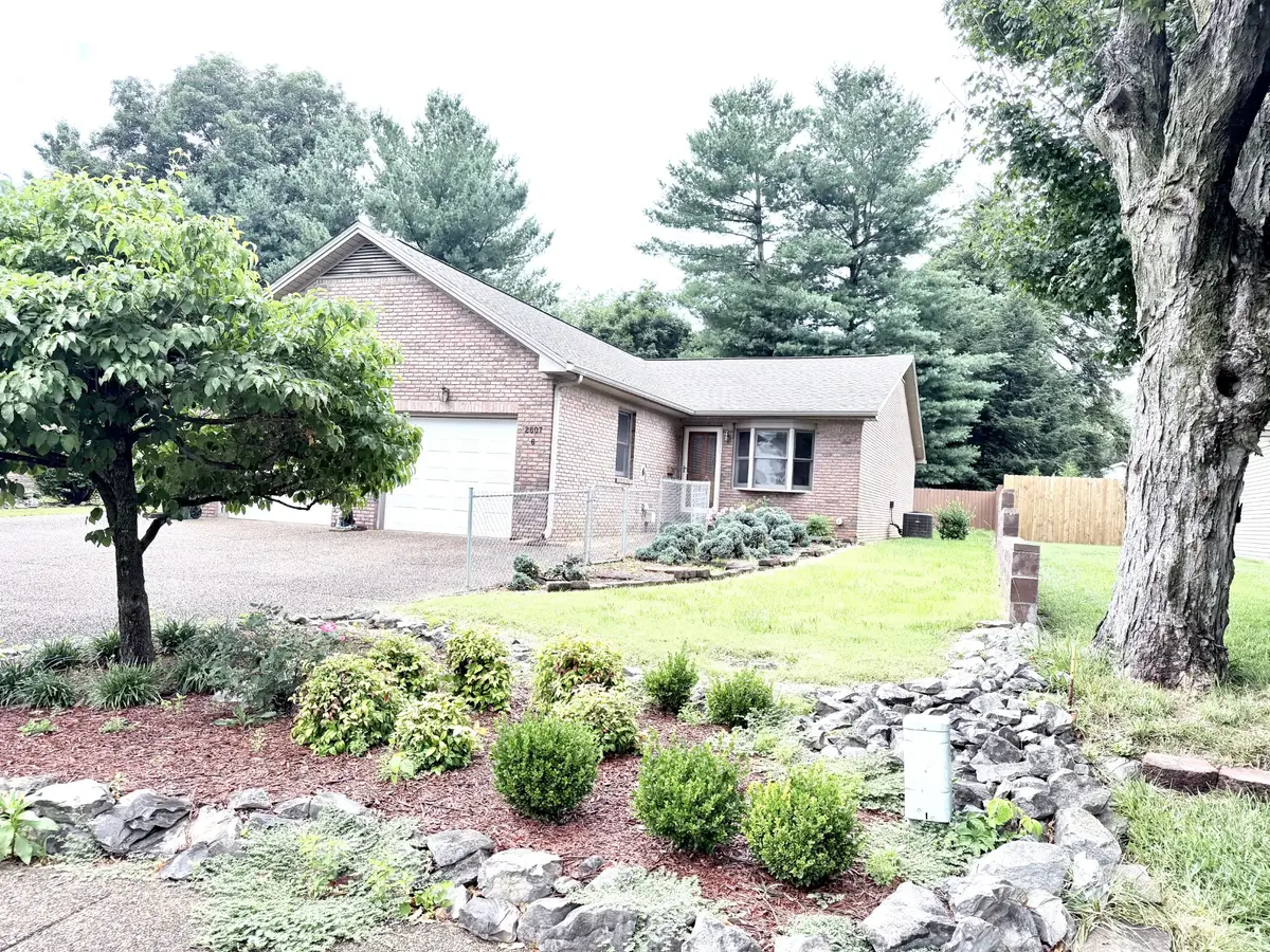 2607 Cayce Meade Dr #6, Hopkinsville, KY 42240 - #1