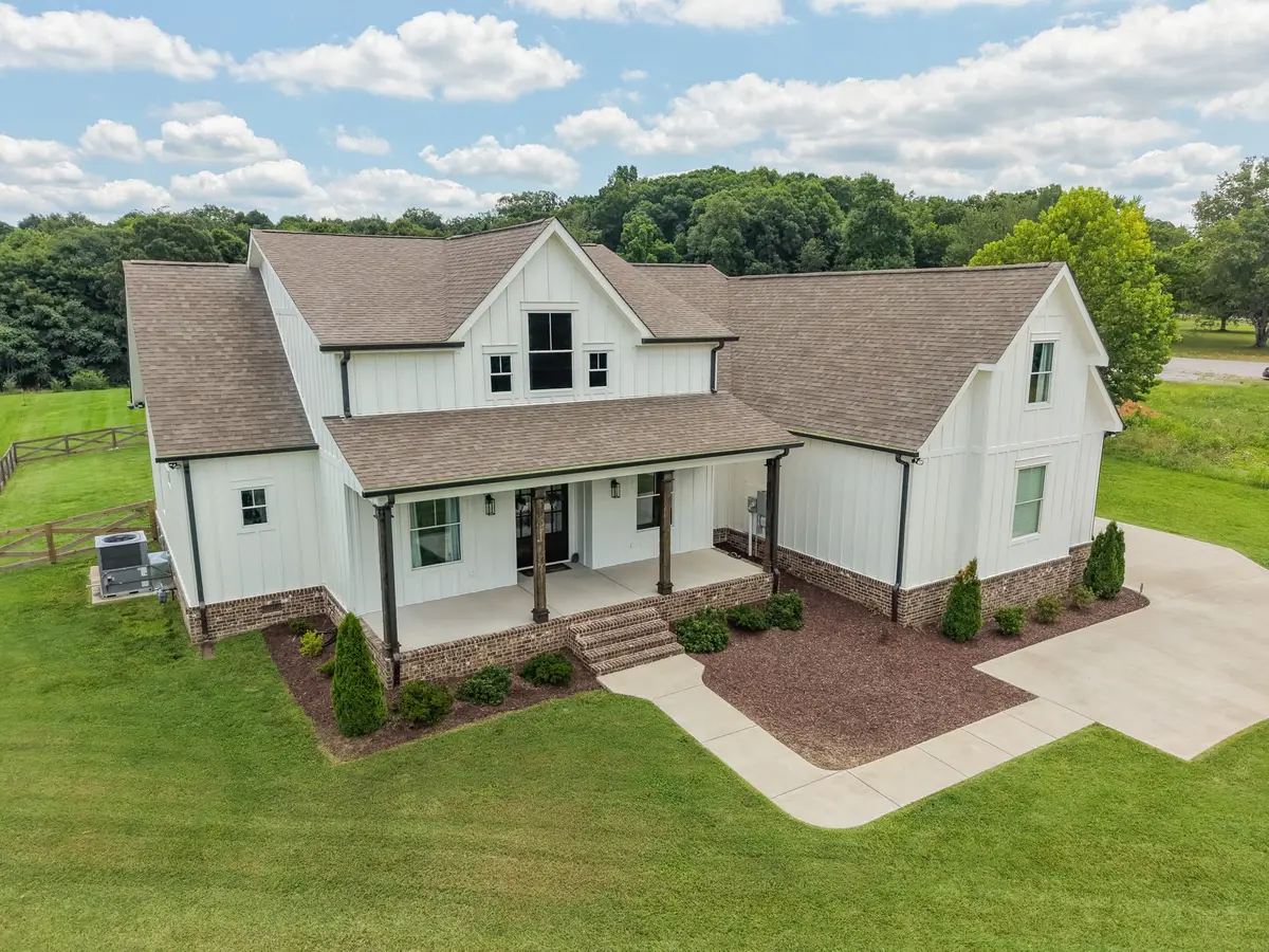 579 Buddy Rd, Burns, TN 37029 - #1