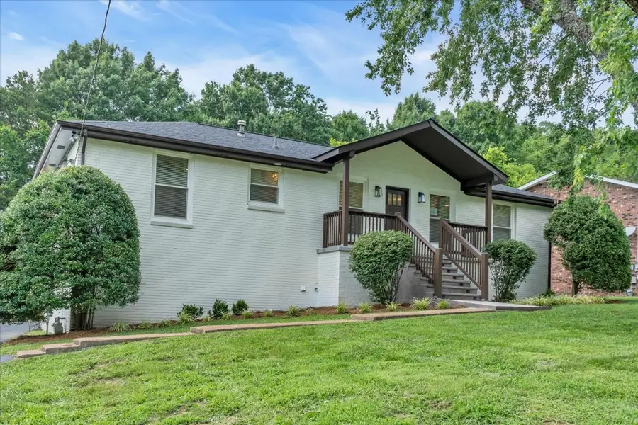 7320 Coronado Ct, Nashville, TN 37221 - #2