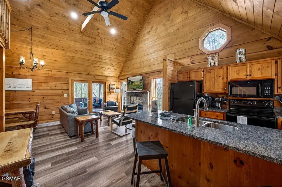 745 Ski View Lane, Pigeon Forge, TN 37876 - #3