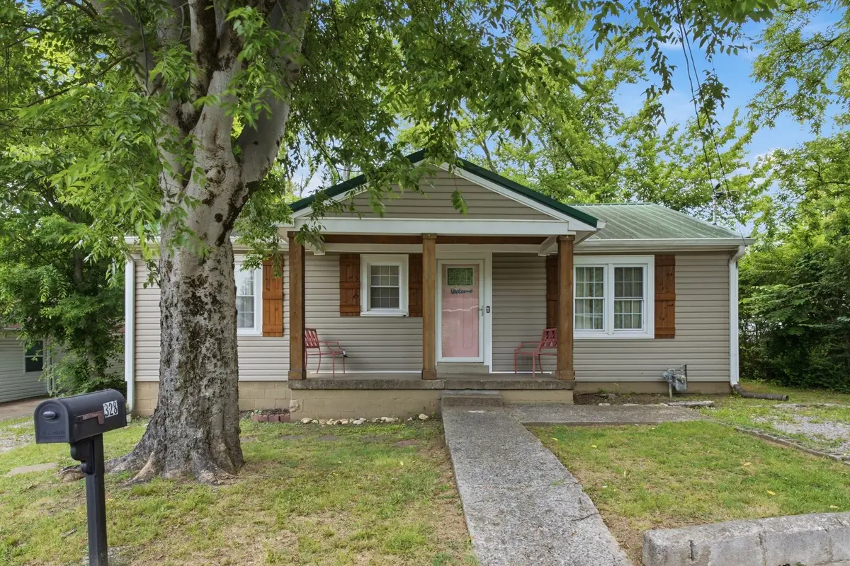 328 N Blakemore Ave, Gallatin, TN 37066 - #1