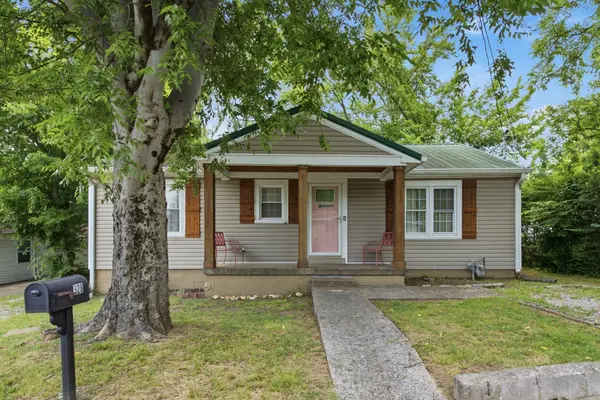 328 N Blakemore Ave, Gallatin, TN 37066