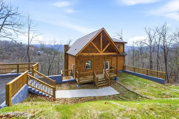 4298 Harmony Hill Lane, Sevierville, TN 37862