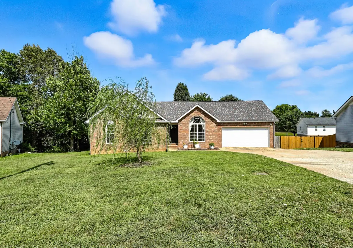 3142 Whitetail Dr, Clarksville, TN 37043 - #1