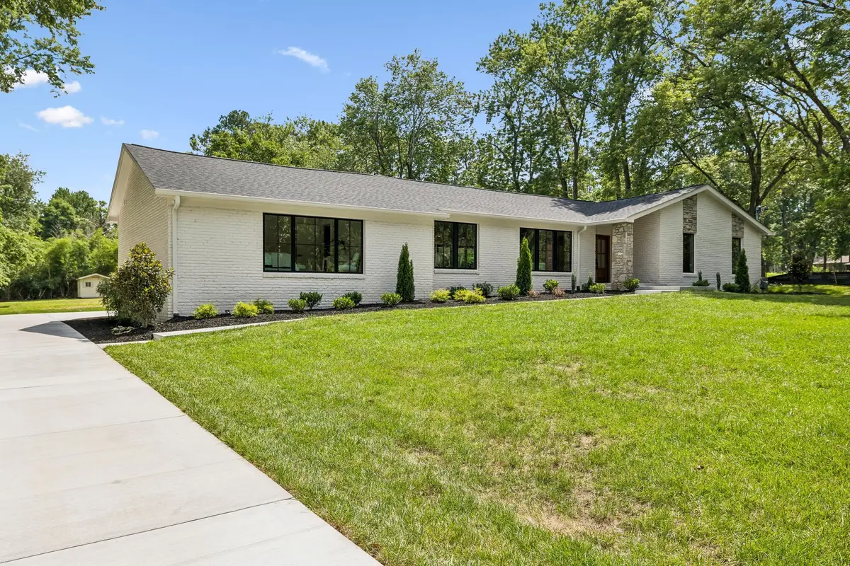 8011 Wikle Rd E, Brentwood, TN 37027 - #1
